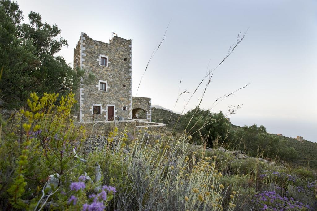 Villa Benos Tower à Tsikkaliá Extérieur photo